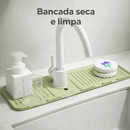 Tapete Anti-Respingos de Silicone para Torneira com Drenagem 6°